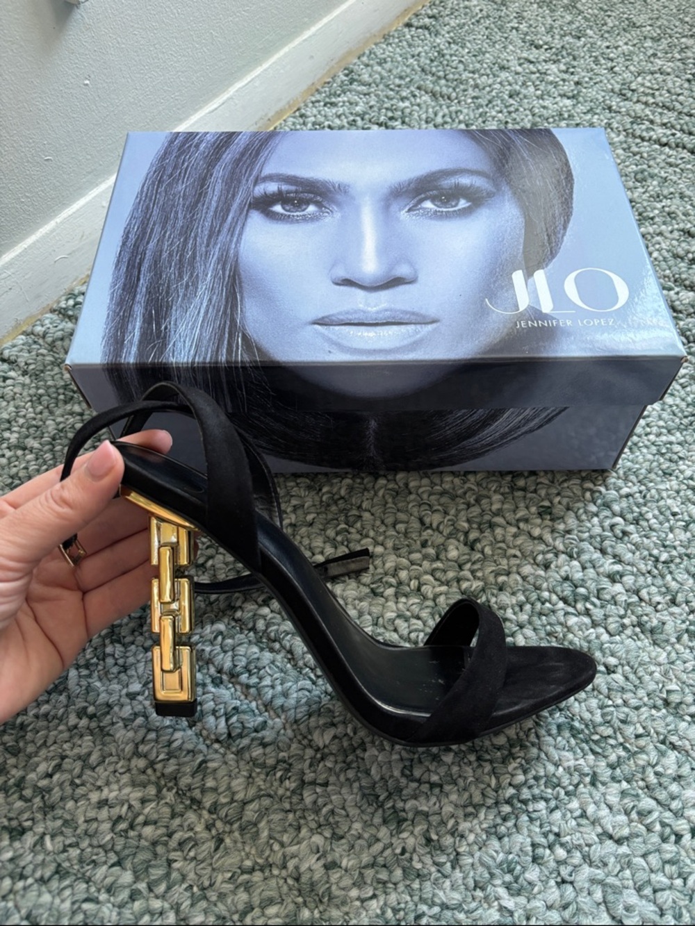 Jennifer Lopez Black Sandals with Gold Chain-Link Block Heel - Picture 2 of 2